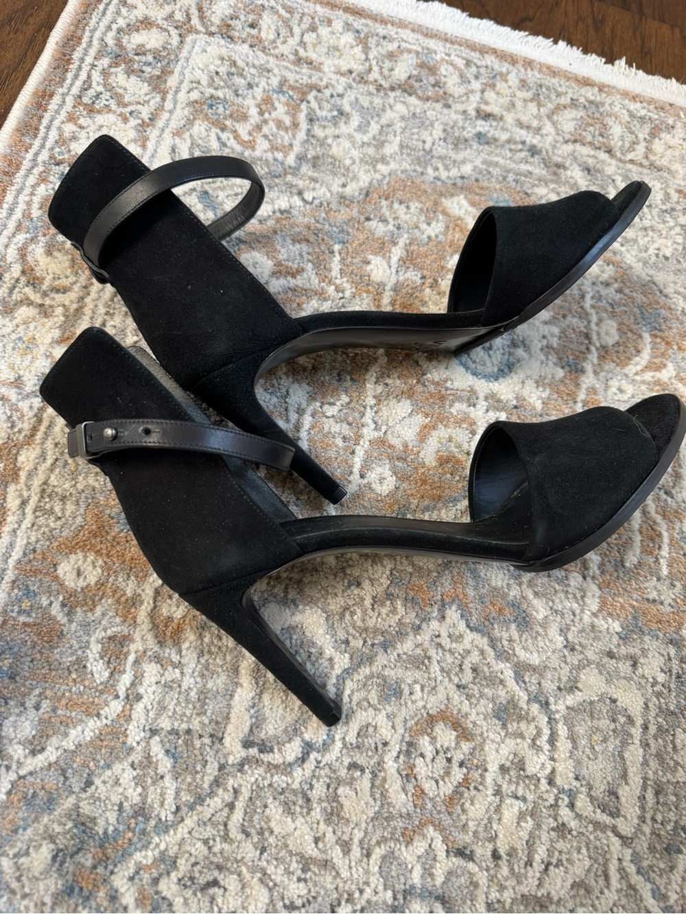 Vince Black Suede Open-Toe Ankle Strap Heels size 9.5